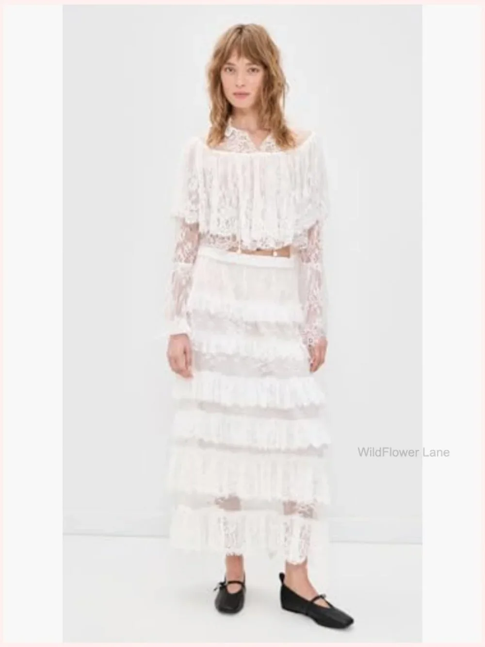 Scallop Trim Floral Lace Mock Neck Blouse - Picture 3 of 6